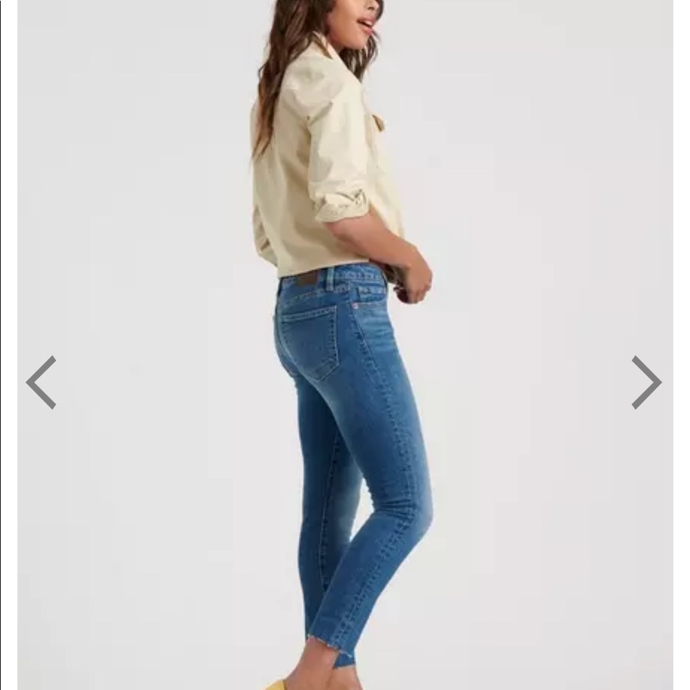 Lucky Brand Lolita Crop Jean size 10/30.